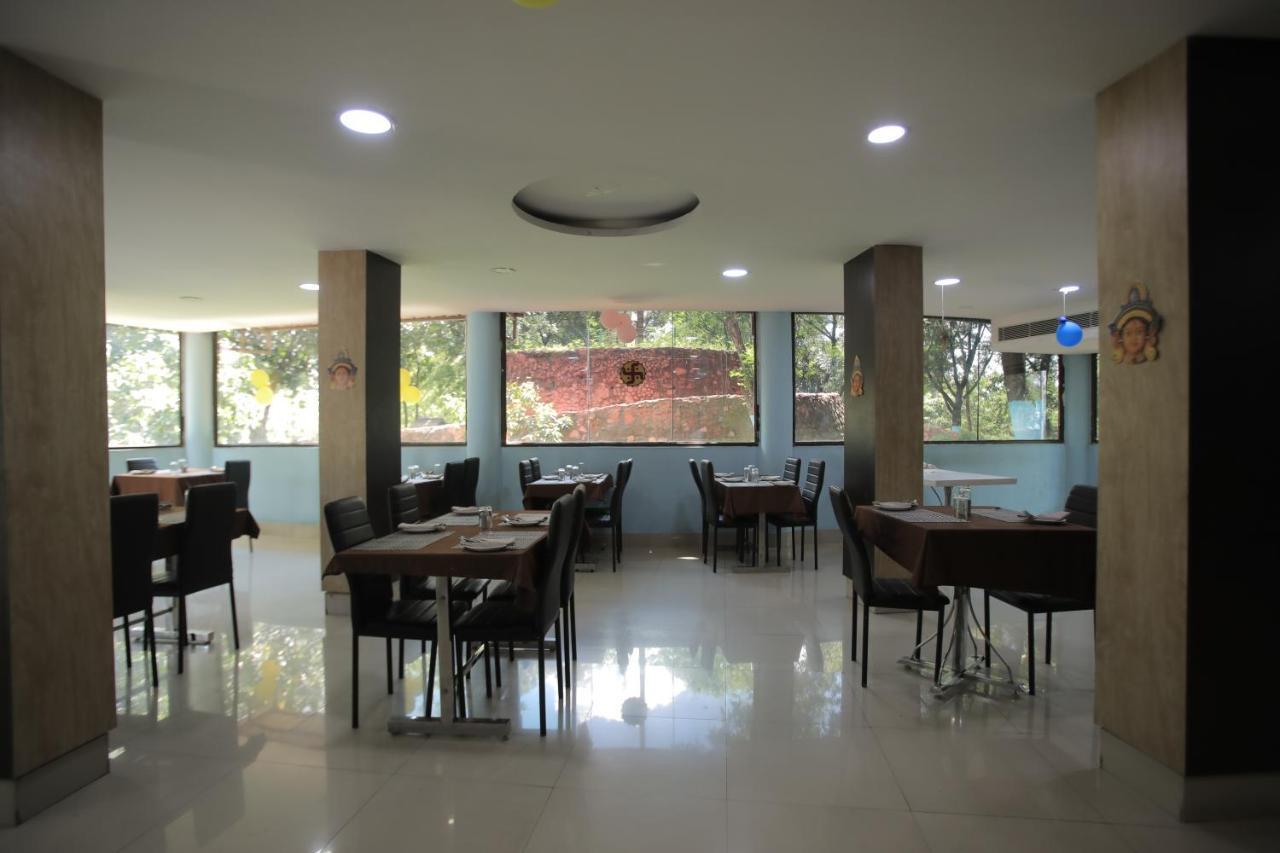 Solar Energy Park Hotell Durgāpur Exteriör bild