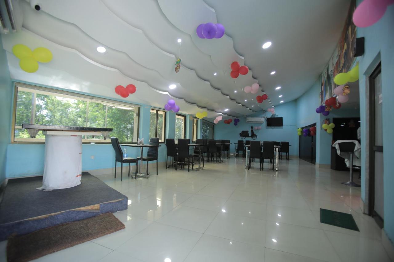 Solar Energy Park Hotell Durgāpur Exteriör bild